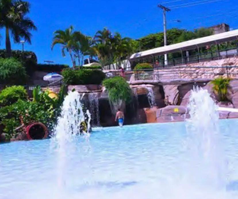 Spazzio Andrian & Silva - Inclusos Ingressos Do Parque กัลดัสโนวัส ภายนอก รูปภาพ