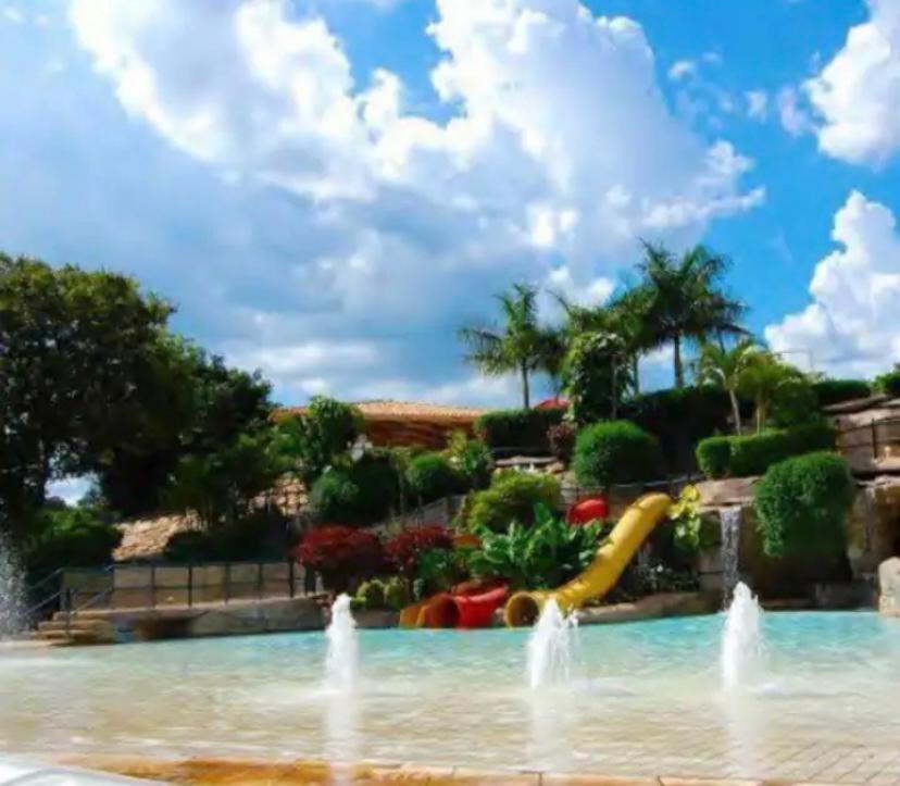 Spazzio Andrian & Silva - Inclusos Ingressos Do Parque กัลดัสโนวัส ภายนอก รูปภาพ